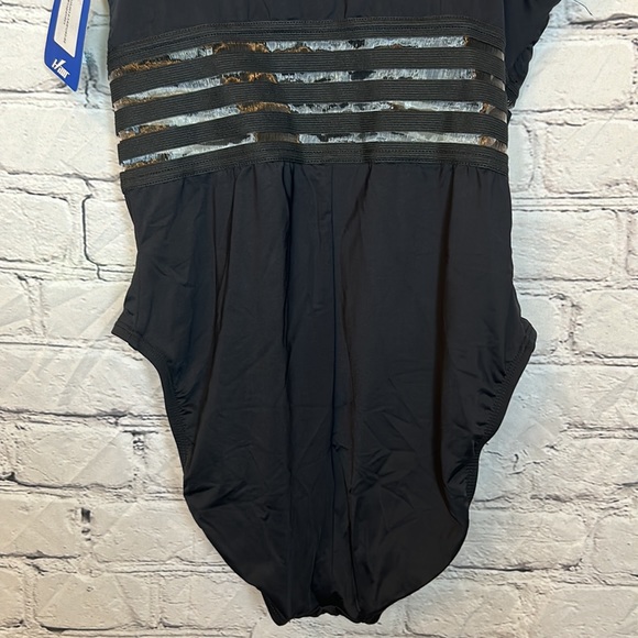 Hilor Black One-Piece Swimsuit Size Medium Size 8-10 Brand New W/Tags - Picture 11 of 14